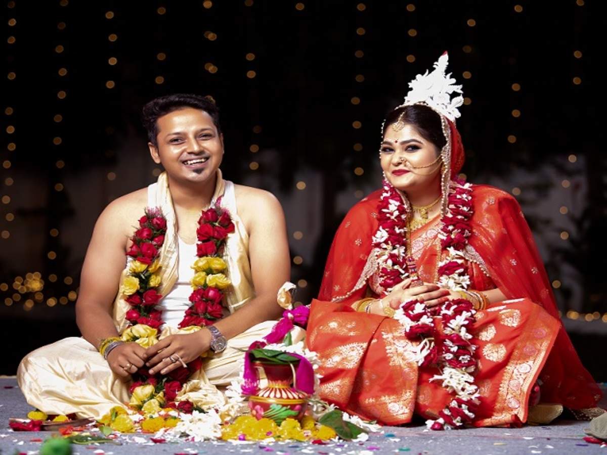 Humsufi Married With Krisna Dwaipayan Mukherjee Images Bio Wiki Biography Net Worth 