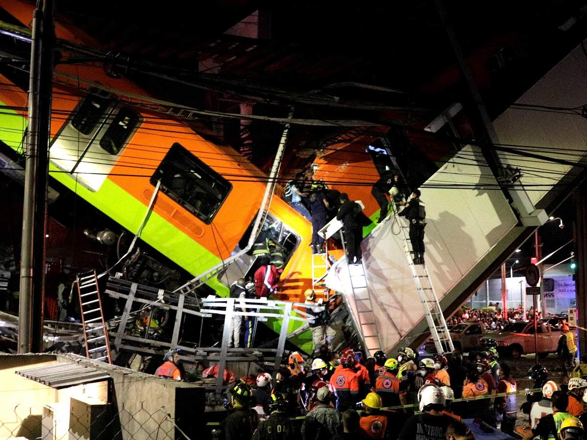 Mexico Rail Overpass Collapse Tat killed 20