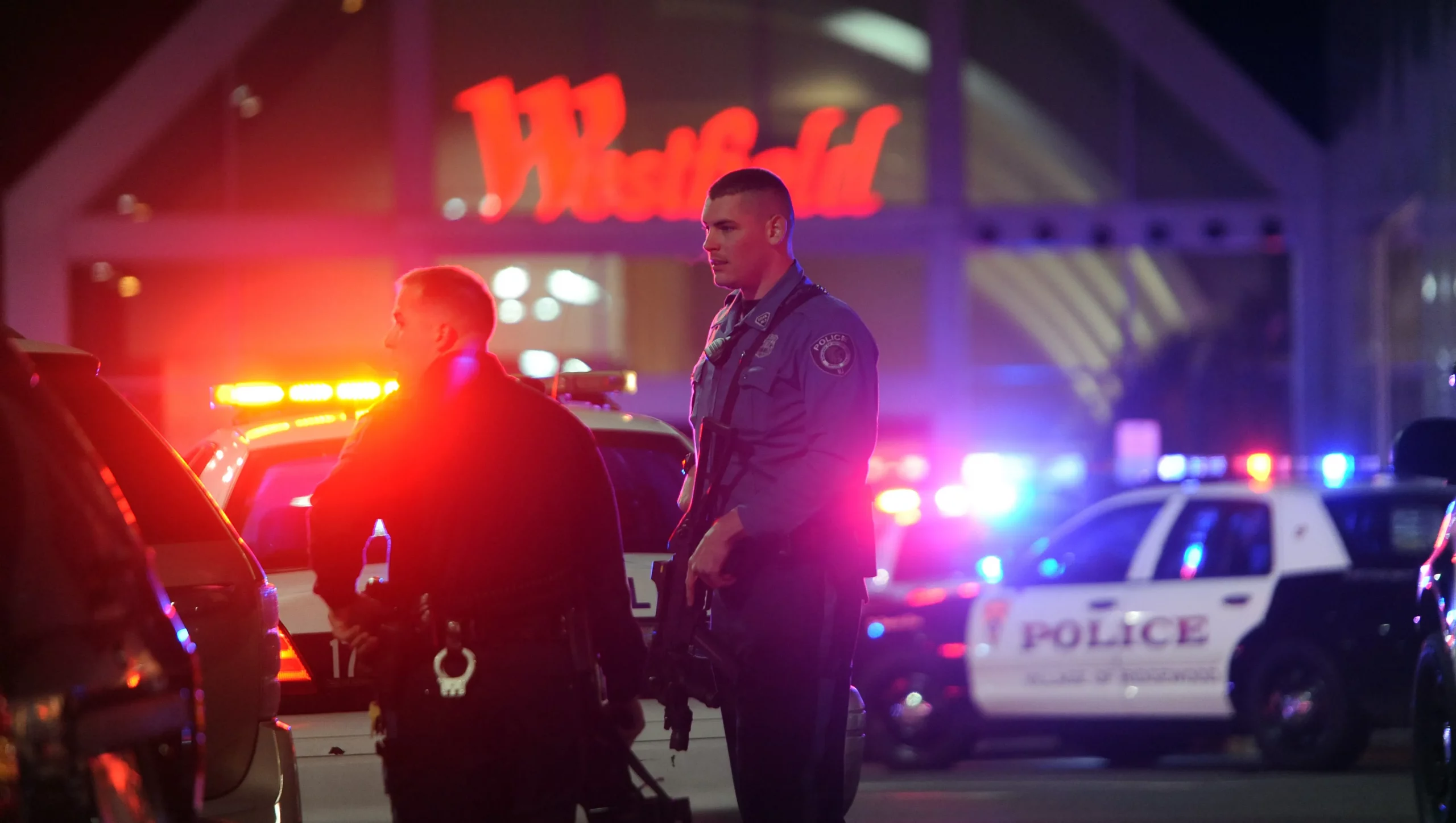Live Updates Garden State Plaza Shooting Today Police Claims No Shots Fired