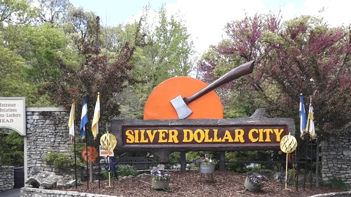 Silver Dollar City Employee Died